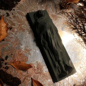 The Tomb hex wax melt snap bar