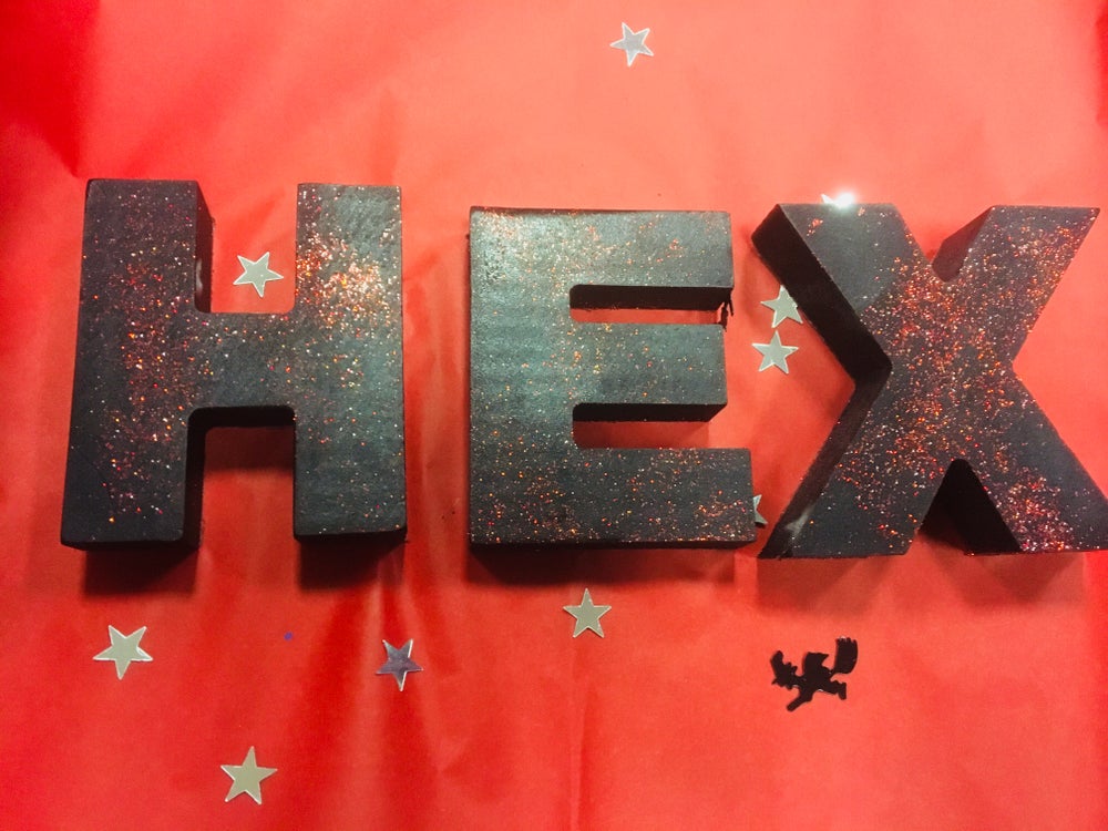 HEX Macabre Schwarz-Rotes Glitzer-Seifenset