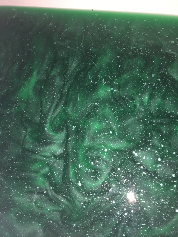 Rebirth Luxury Metallic Emerald Bath Bomb
