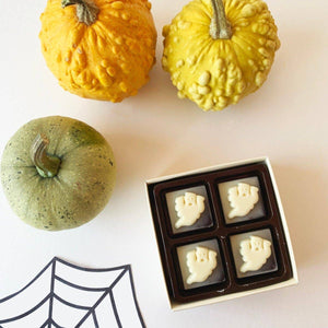 Set of 4 valloween chocolate ghosts